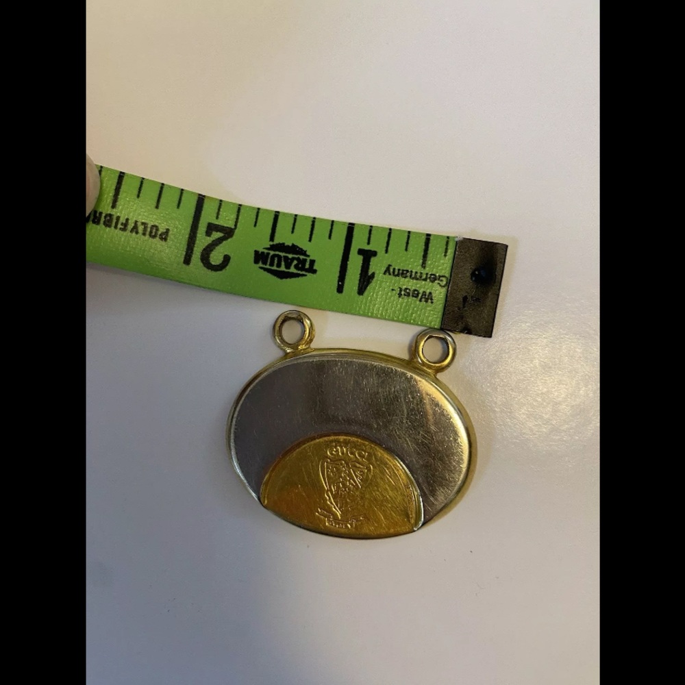 Vintage GUCCI CENTENNIAL ANNIVERSARY OF THE FOUNDER KEYCHAIN REPLACEMENT PIECE - Picture 3 of 10